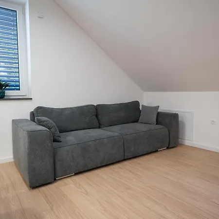 Apartma Ana