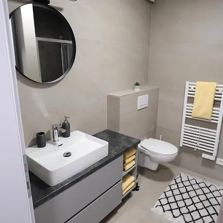 Apartma Ana *