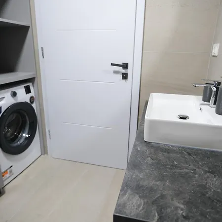 アパート Apartma Ana *